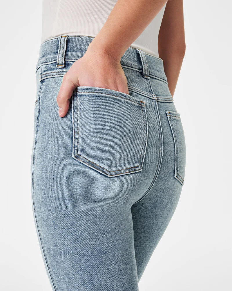 Kick Flare Jeans